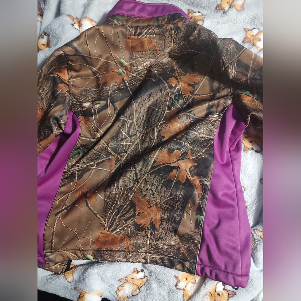 Jacket. - Picture 2 of 3